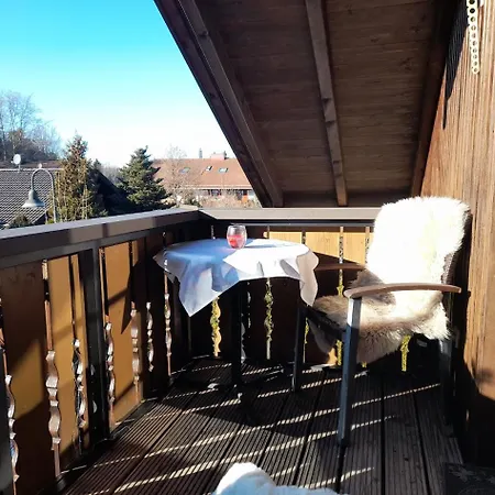 Ferienidylle Im Ostfeld * Weissach (Bavaria)