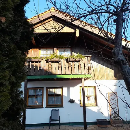 Ferienidylle Im Ostfeld Weissach (Bavaria)