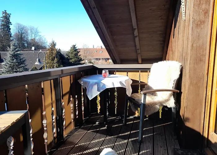 Ferienidylle Im Ostfeld * Weissach (Bavaria)